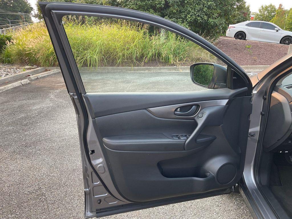 used 2022 Nissan Rogue Sport car, priced at $20,895