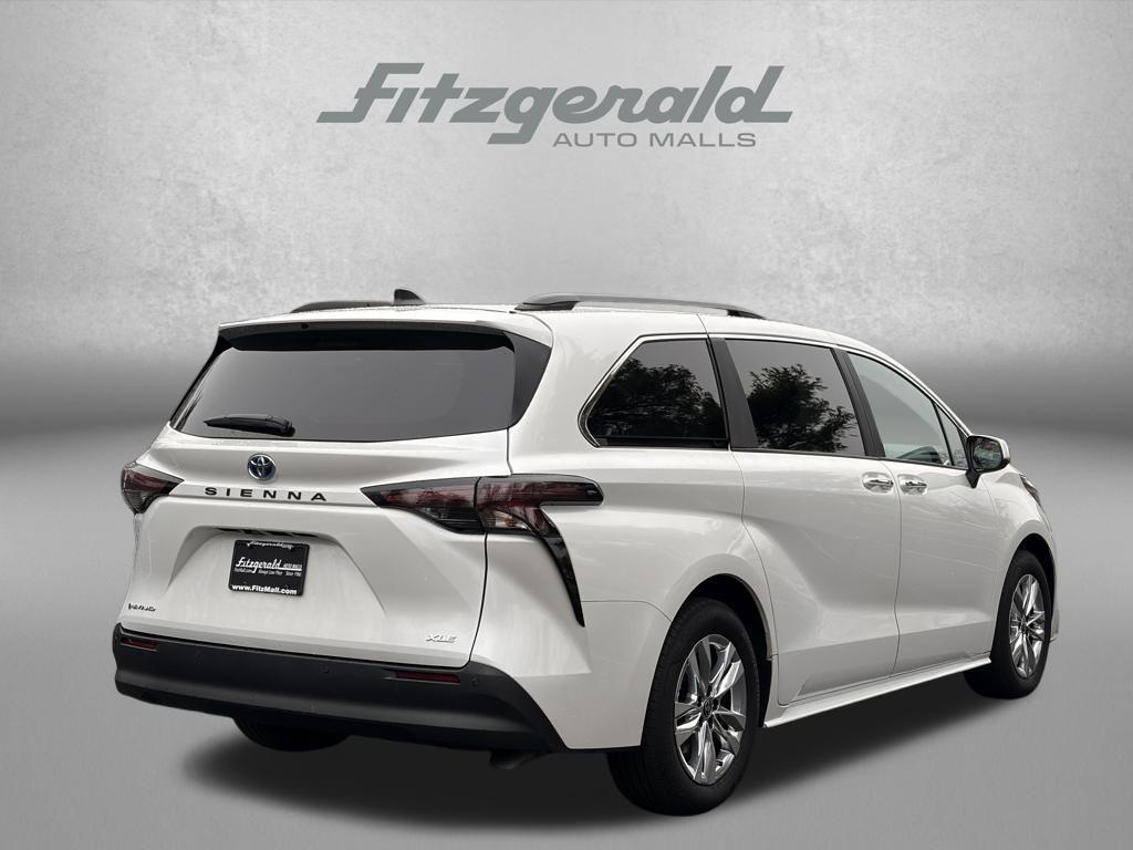 used 2025 Toyota Sienna car, priced at $47,495