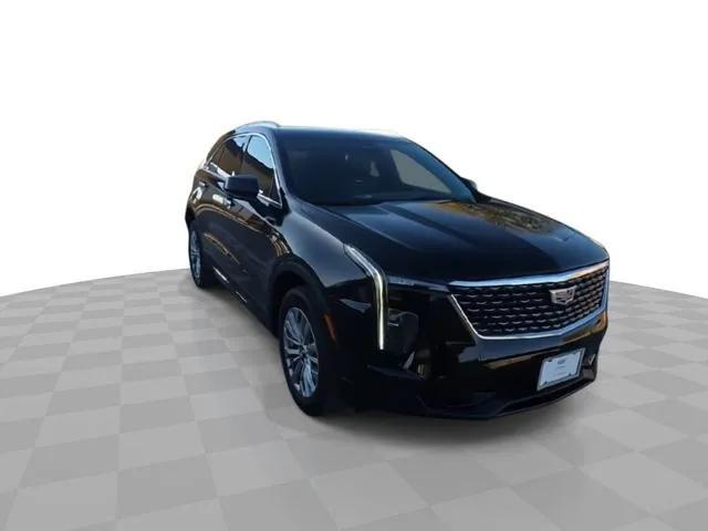 used 2024 Cadillac XT4 car, priced at $29,903