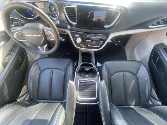 used 2024 Chrysler Pacifica car, priced at $25,991