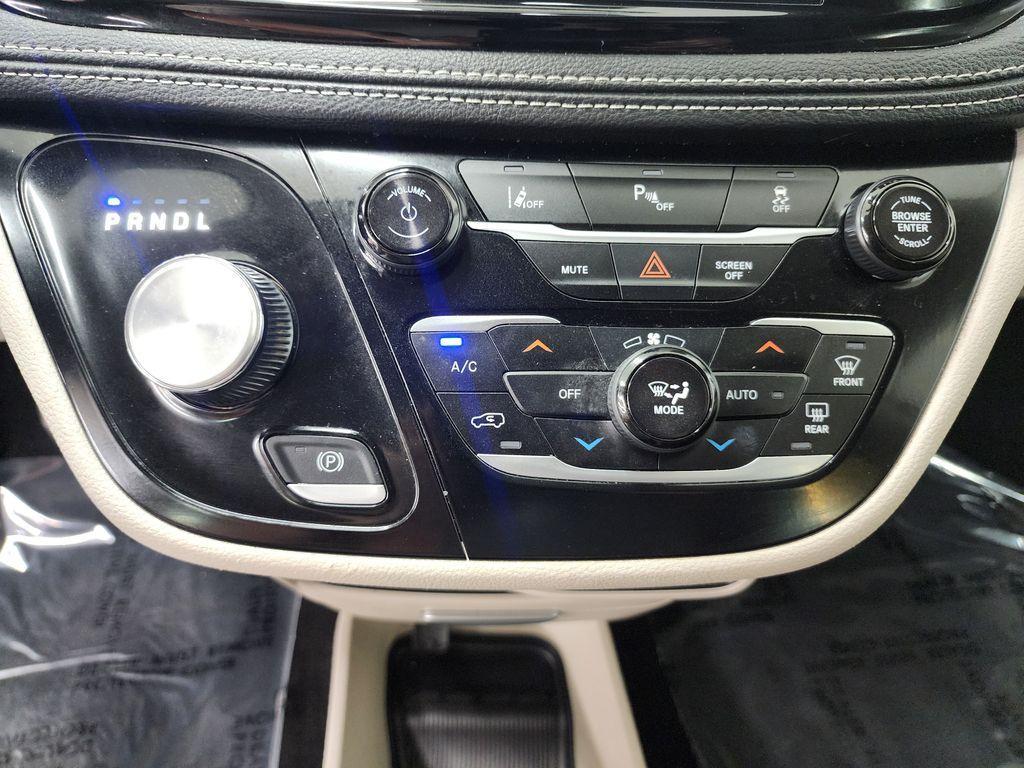 used 2024 Chrysler Pacifica Hybrid car, priced at $22,510