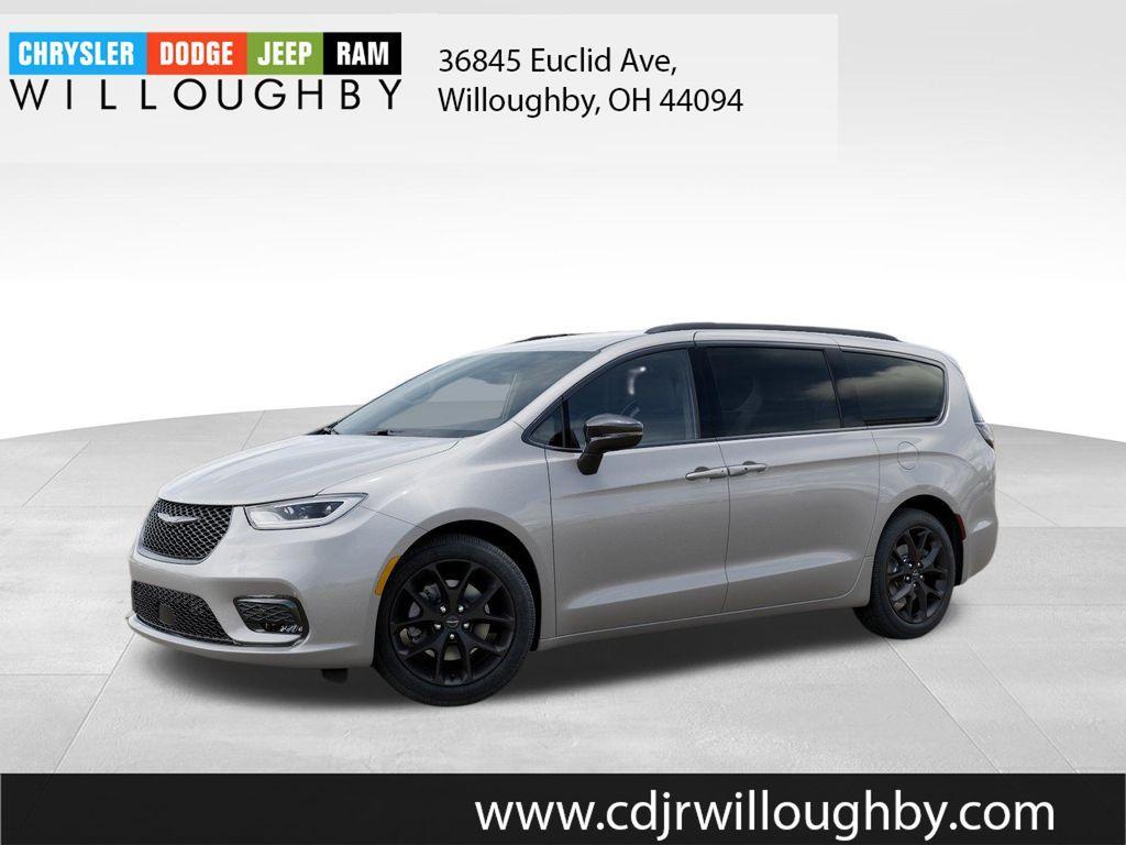 new 2026 Chrysler Pacifica car, priced at $44,084