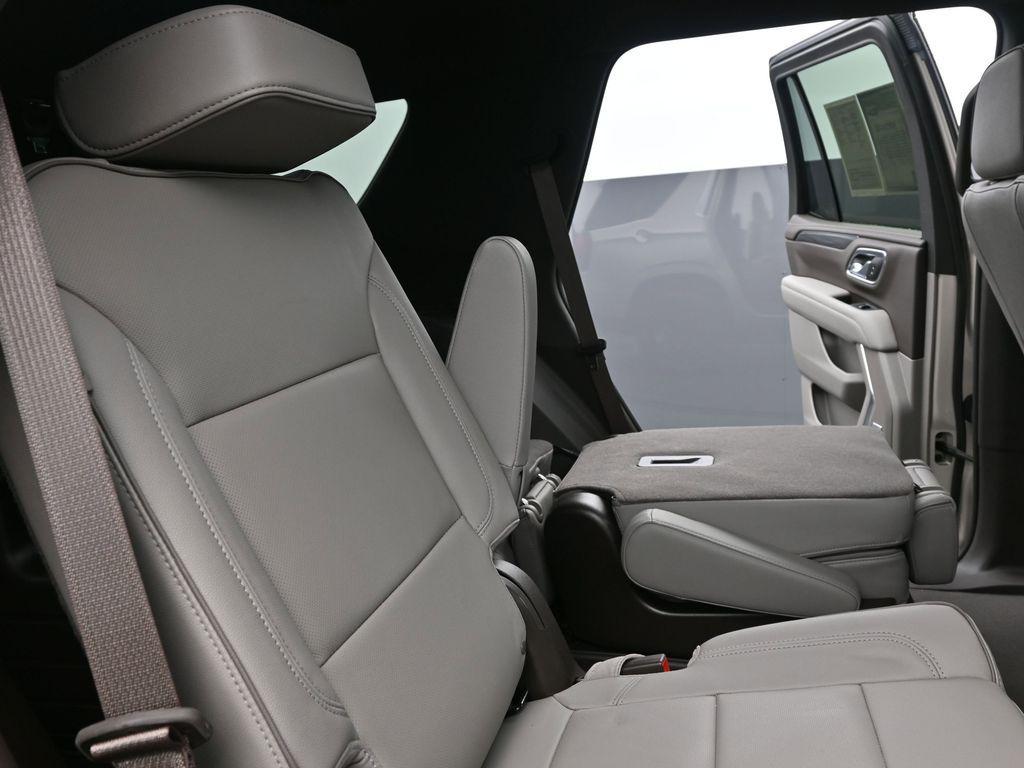 used 2023 GMC Yukon car, priced at $57,789