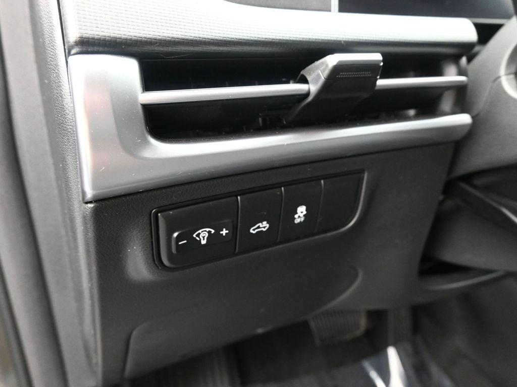 used 2025 Hyundai SANTA CRUZ car, priced at $26,487