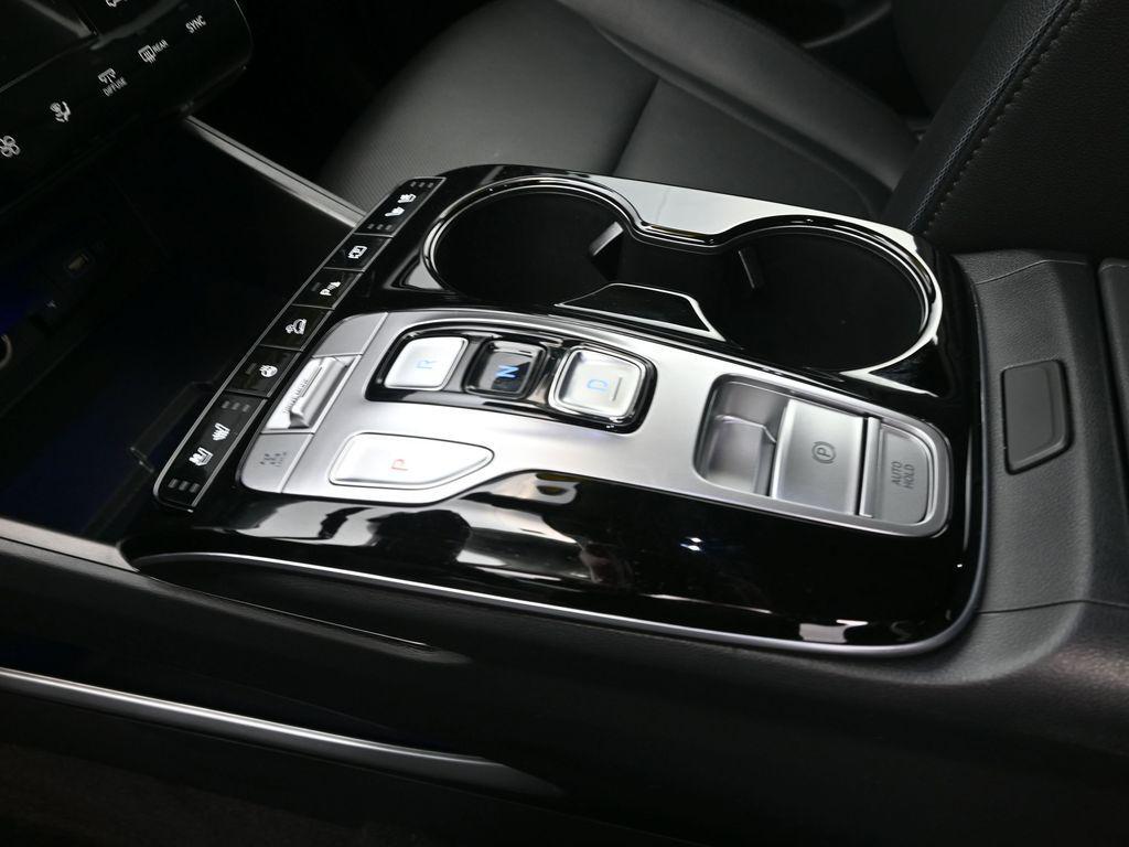 used 2024 Hyundai TUCSON Hybrid car, priced at $30,888