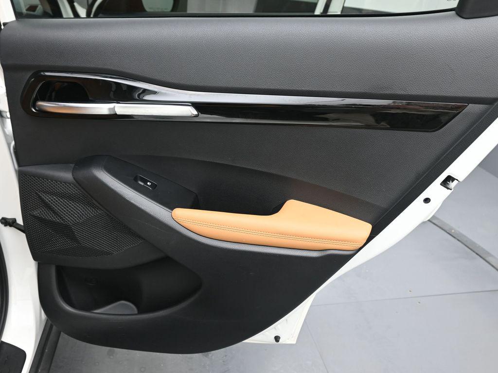 used 2024 Kia Seltos car, priced at $21,987