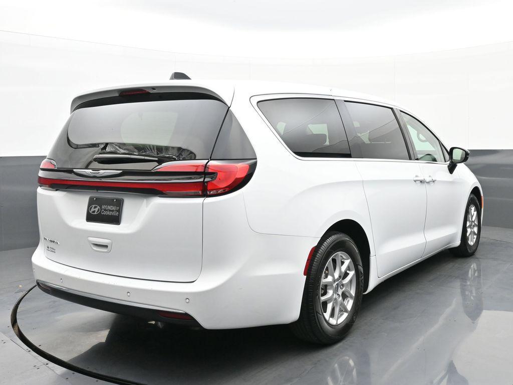 used 2024 Chrysler Pacifica car, priced at $24,987