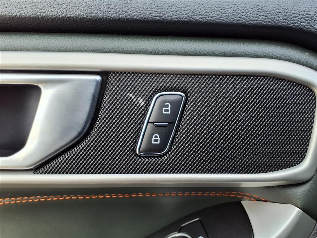 used 2022 Ford Explorer car, priced at $28,629