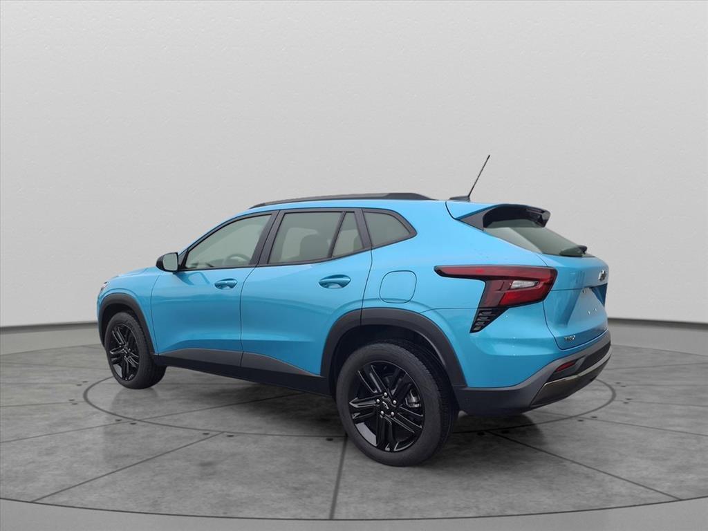 used 2025 Chevrolet Trax car, priced at $25,629