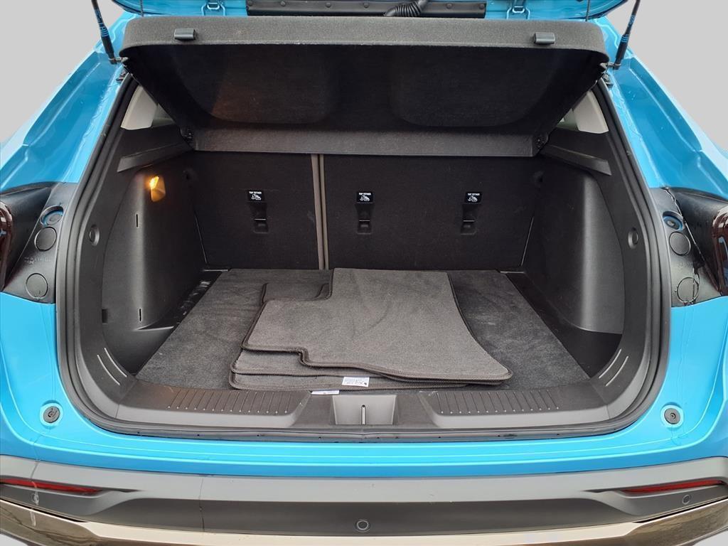 used 2025 Chevrolet Trax car, priced at $25,629