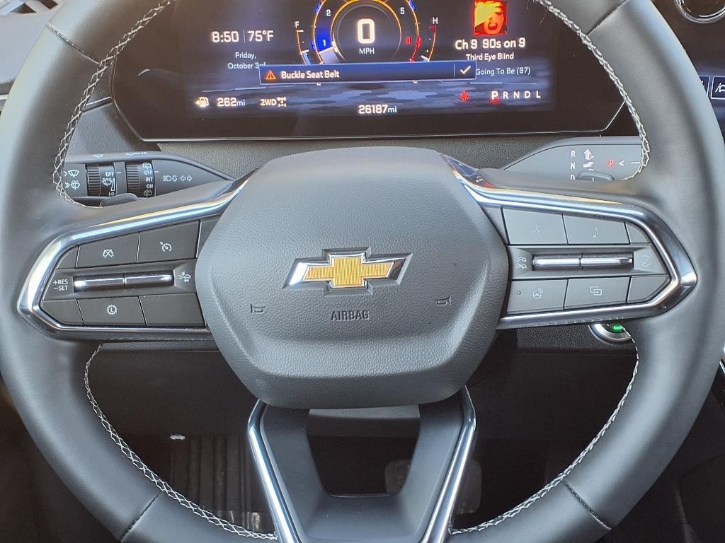 used 2025 Chevrolet Traverse car, priced at $40,995