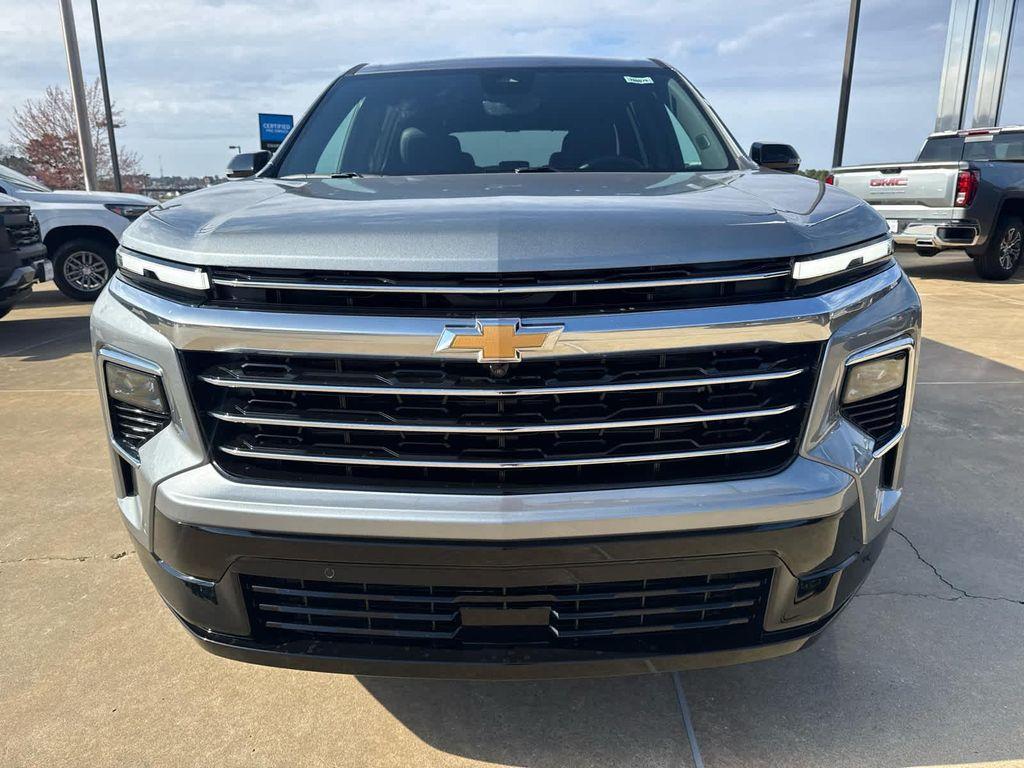 new 2026 Chevrolet Traverse car, priced at $59,460