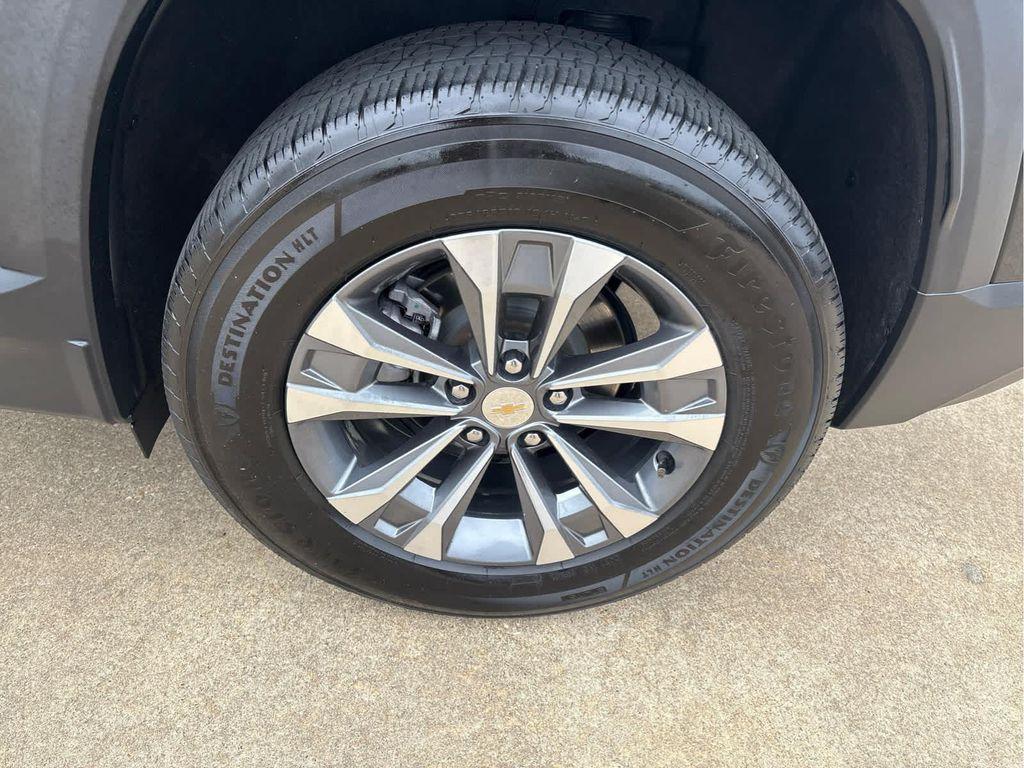 used 2025 Chevrolet Equinox car, priced at $25,995