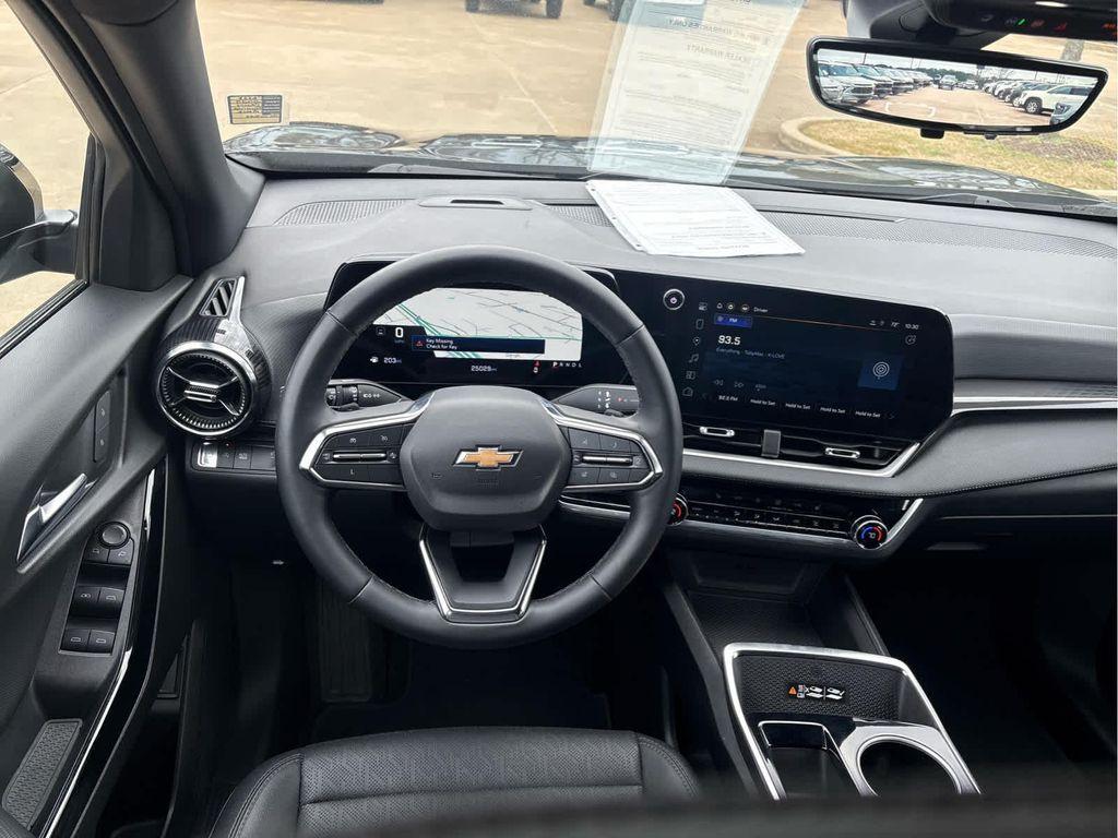 used 2025 Chevrolet Equinox car, priced at $25,995