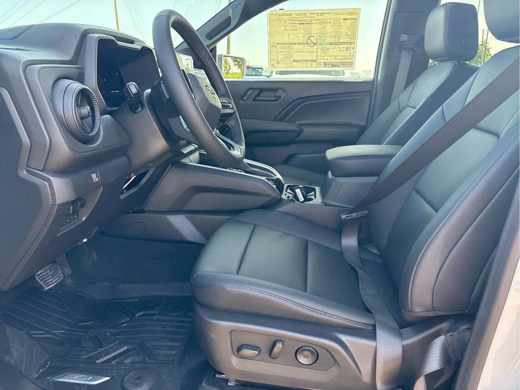 new 2025 Chevrolet Colorado car, priced at $43,230