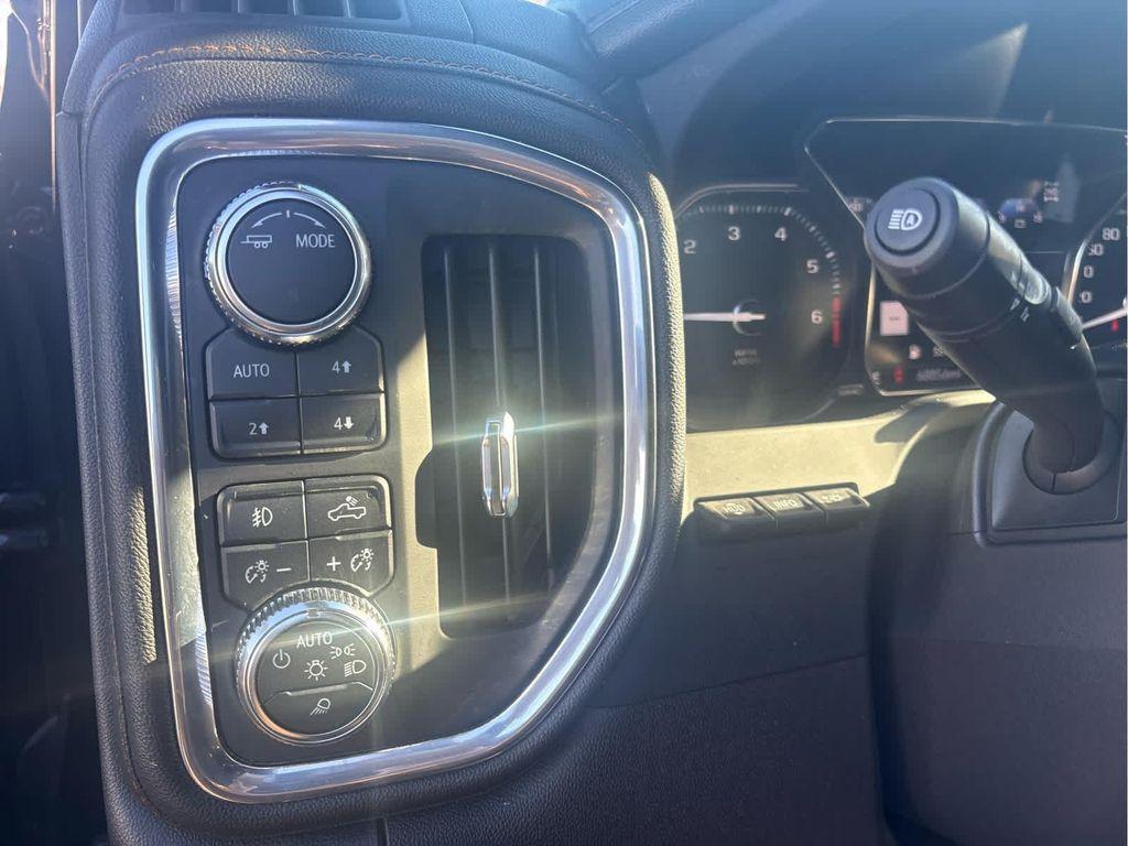 used 2022 GMC Sierra 1500 car, priced at $39,995