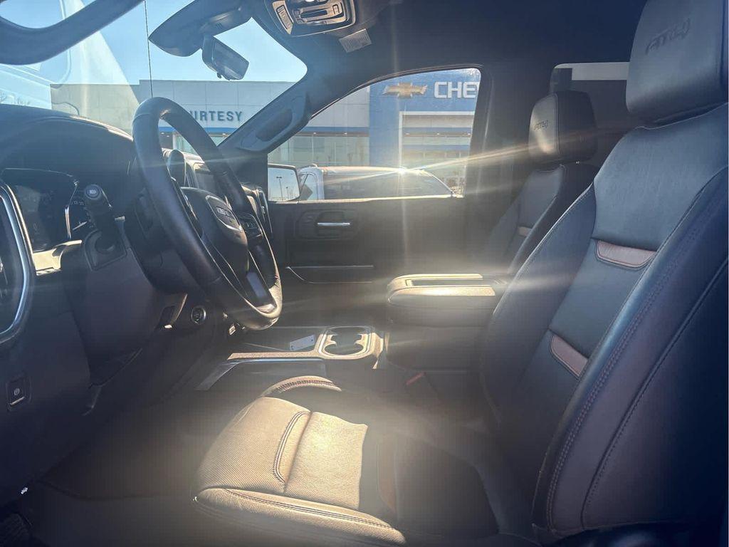 used 2022 GMC Sierra 1500 car, priced at $39,995