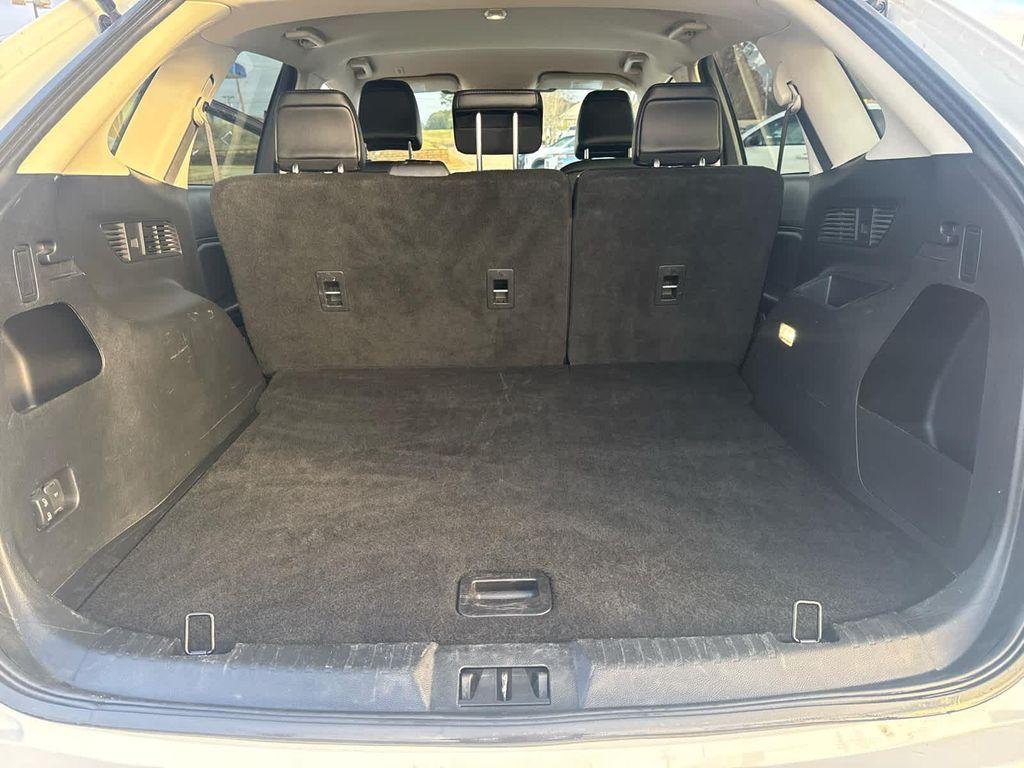 used 2024 Ford Edge car, priced at $21,820