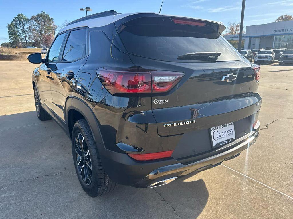 new 2026 Chevrolet TrailBlazer car, priced at $30,490