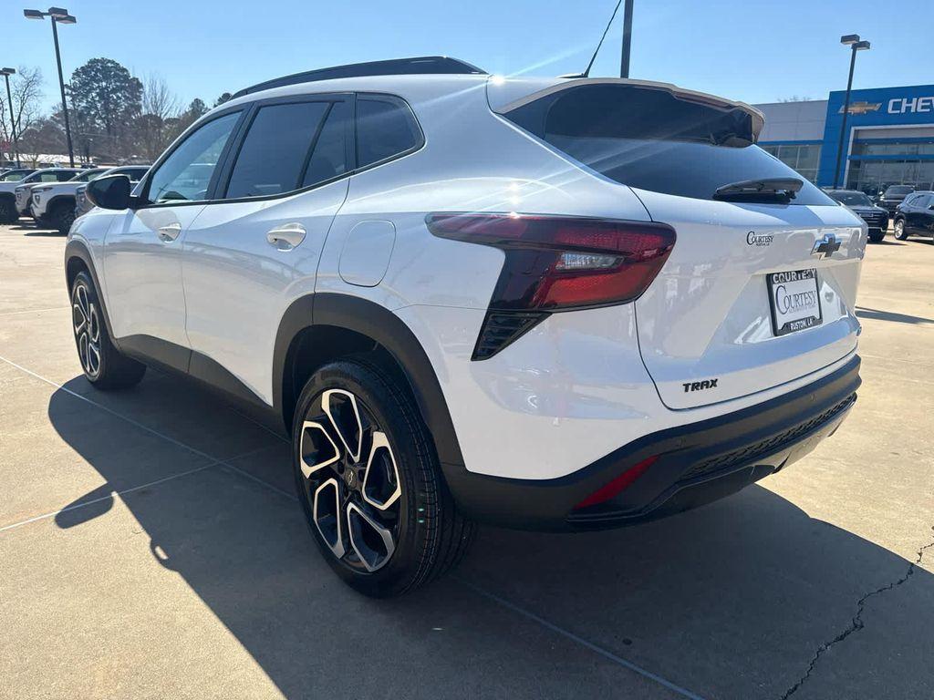 new 2026 Chevrolet Trax car, priced at $29,190