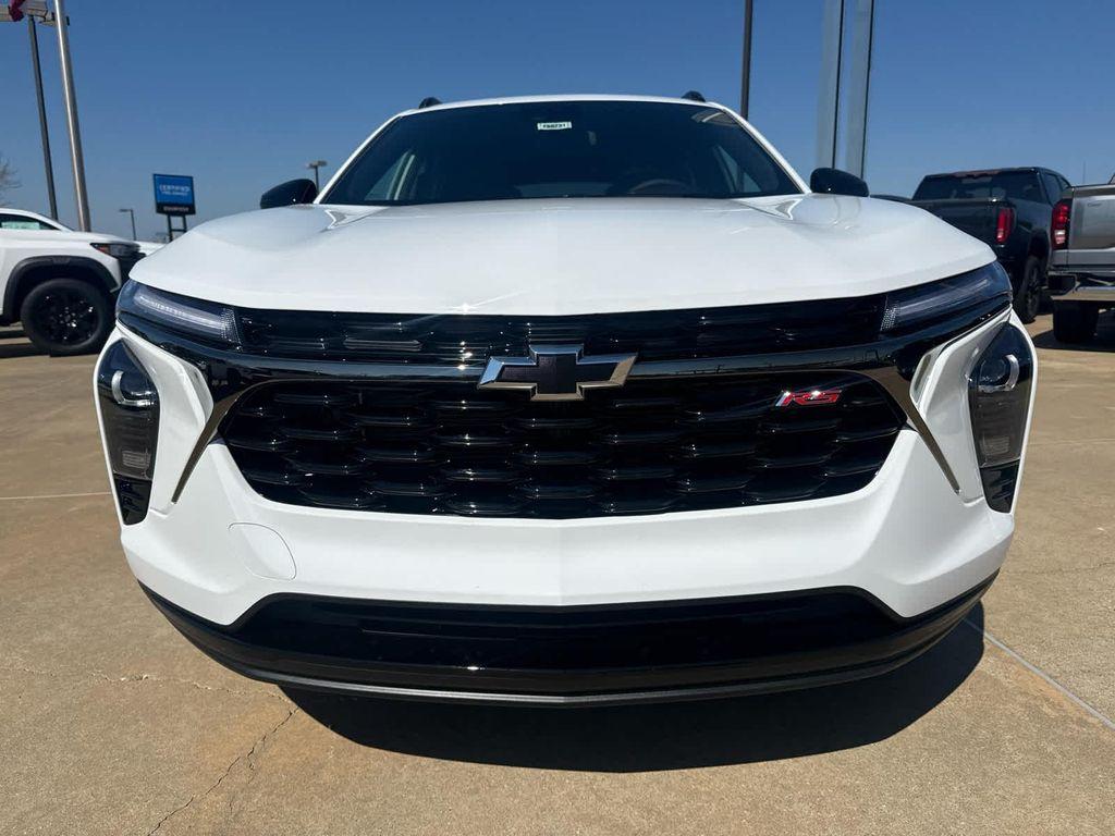 new 2026 Chevrolet Trax car, priced at $29,190