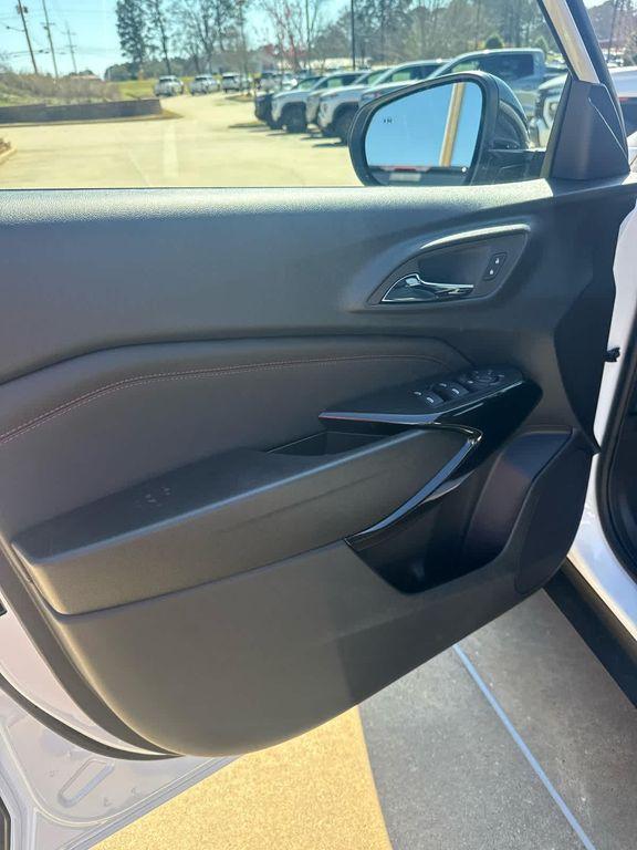 new 2026 Chevrolet Trax car, priced at $29,190