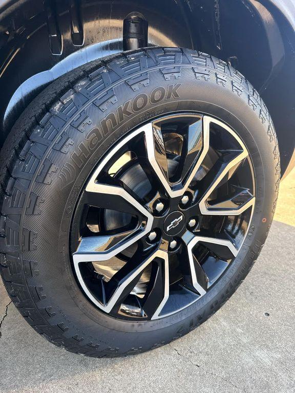 new 2026 Chevrolet TrailBlazer car, priced at $30,490