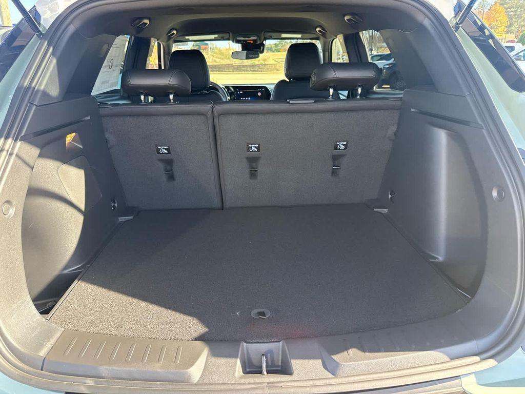 new 2026 Chevrolet TrailBlazer car, priced at $30,490