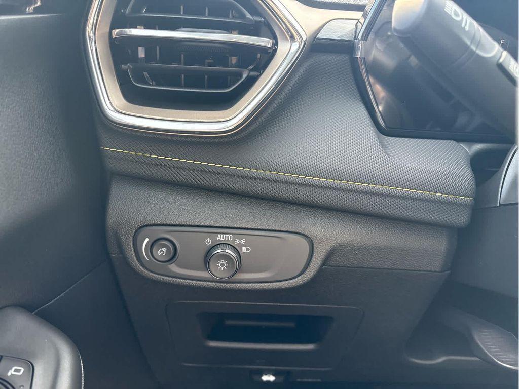 new 2026 Chevrolet TrailBlazer car, priced at $27,890