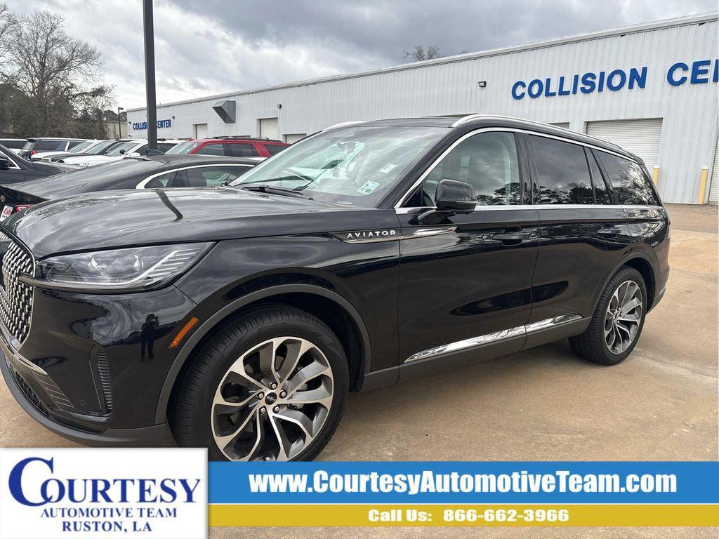 used 2025 Lincoln Aviator car, priced at $62,995