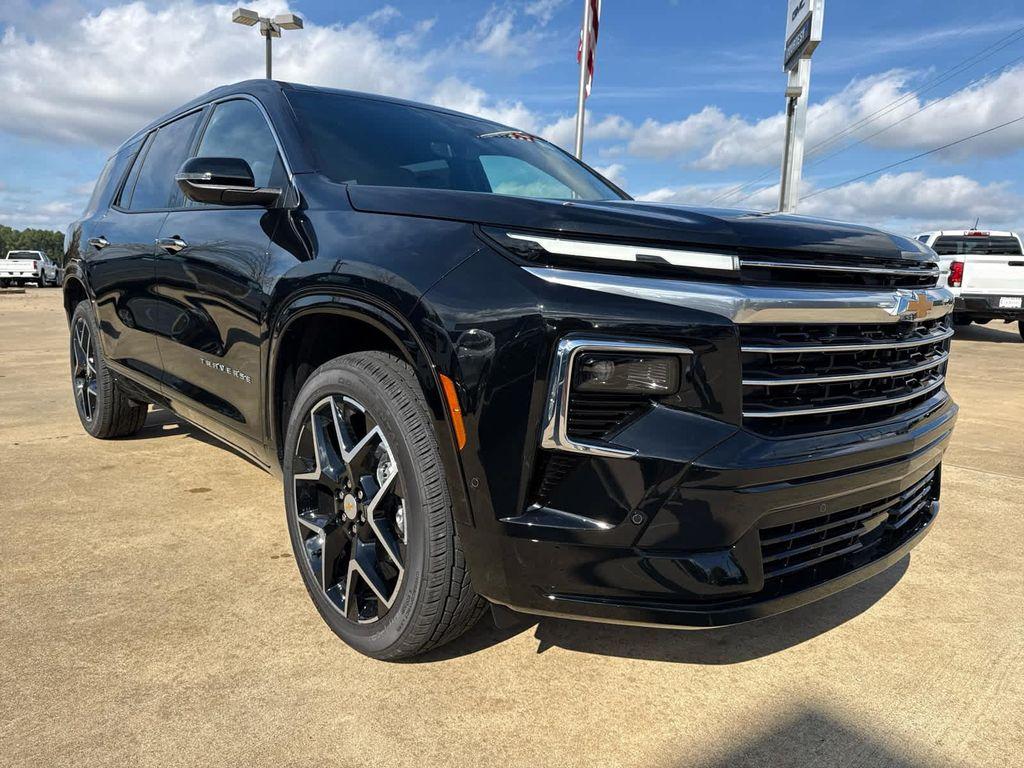 new 2026 Chevrolet Traverse car, priced at $57,460