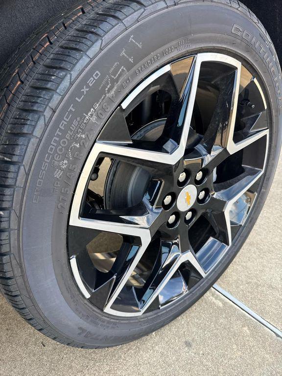 new 2026 Chevrolet Traverse car, priced at $57,460