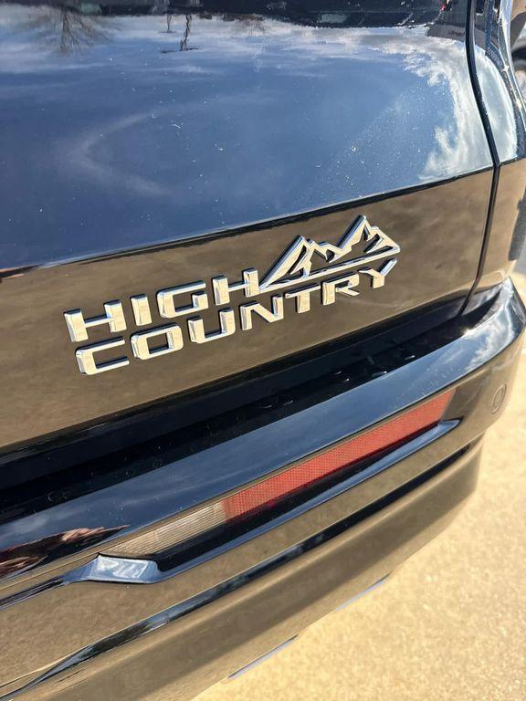 new 2026 Chevrolet Traverse car, priced at $57,460