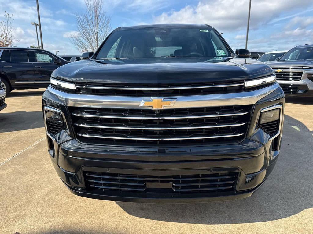 new 2026 Chevrolet Traverse car, priced at $57,460