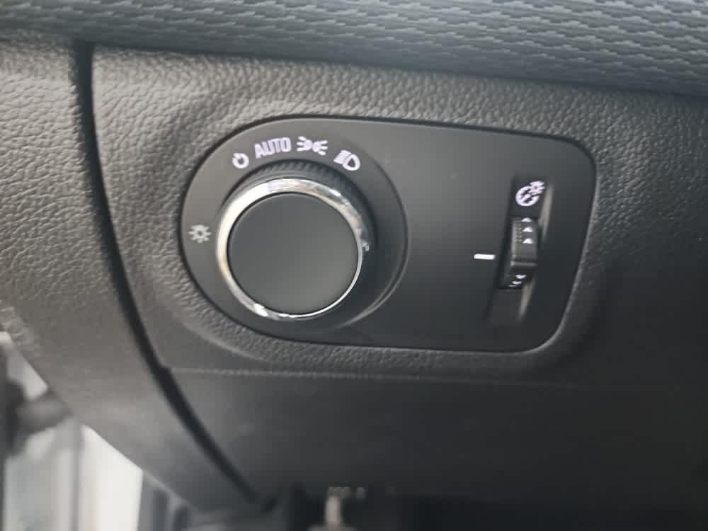 used 2017 Chevrolet Cruze car, priced at $6,900