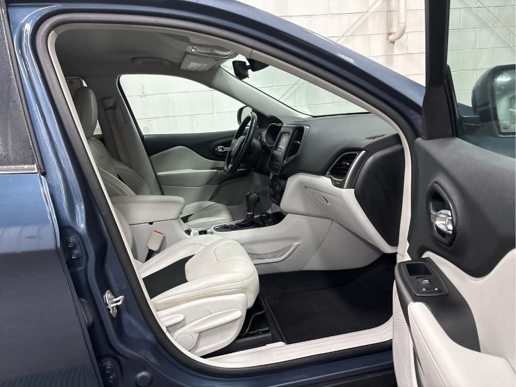 used 2021 Jeep Cherokee car, priced at $17,890