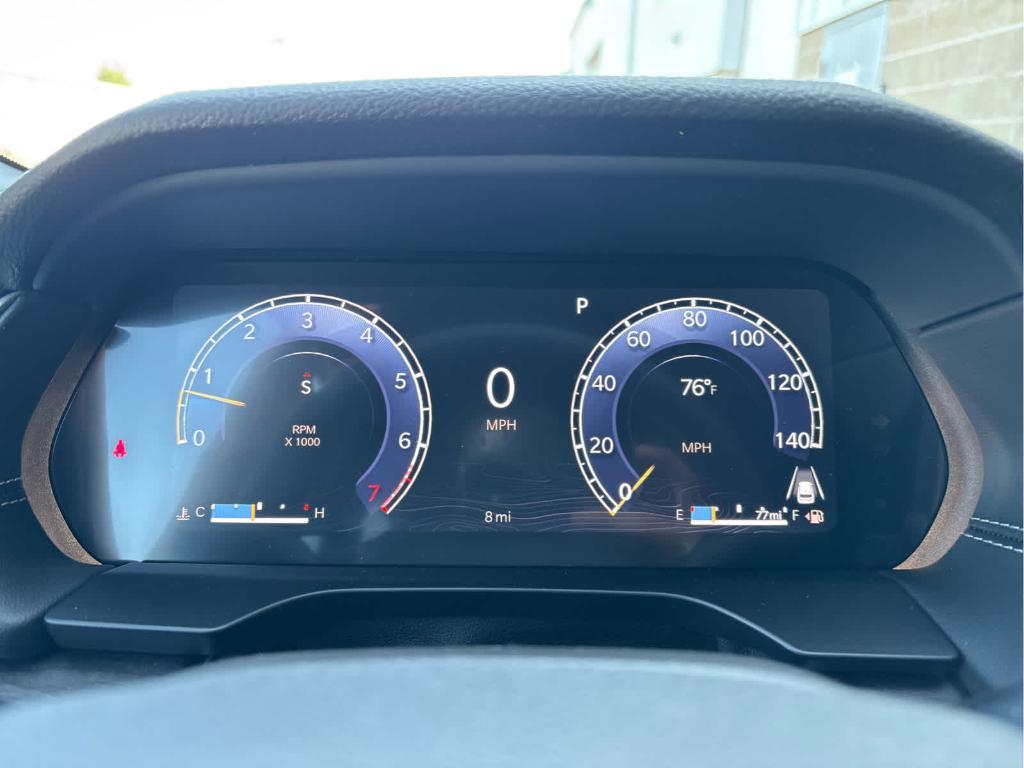 new 2025 Jeep Grand Cherokee car, priced at $48,000