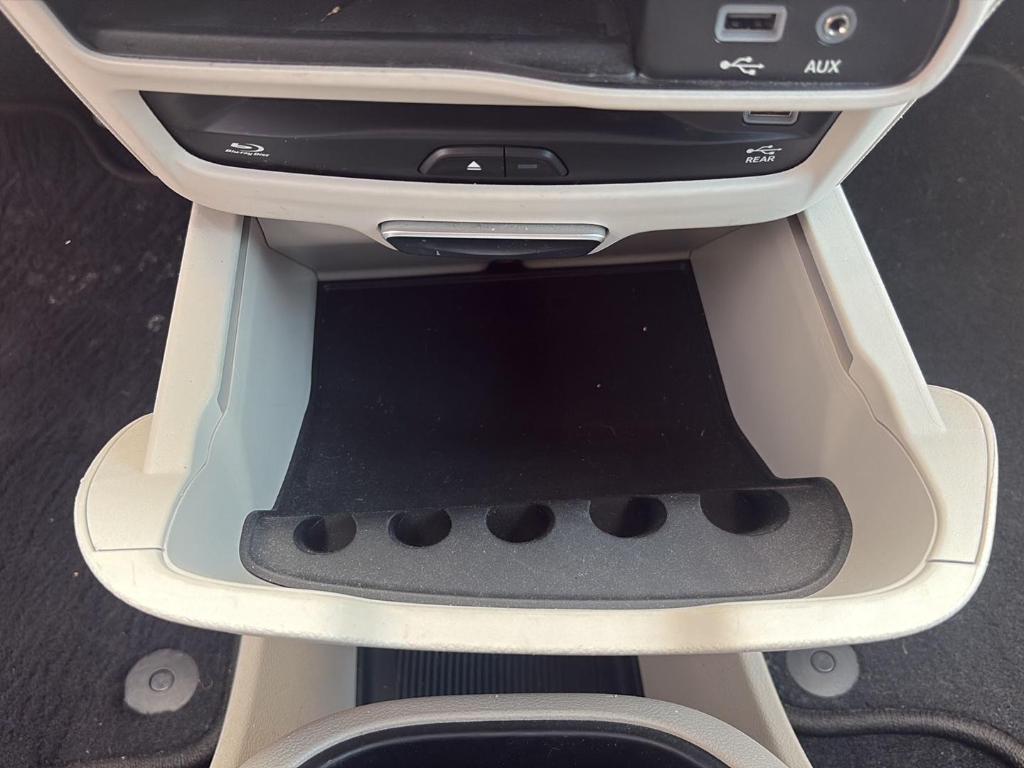 used 2018 Chrysler Pacifica car, priced at $10,950