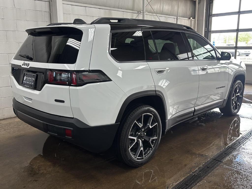 new 2026 Jeep Cherokee car, priced at $44,404