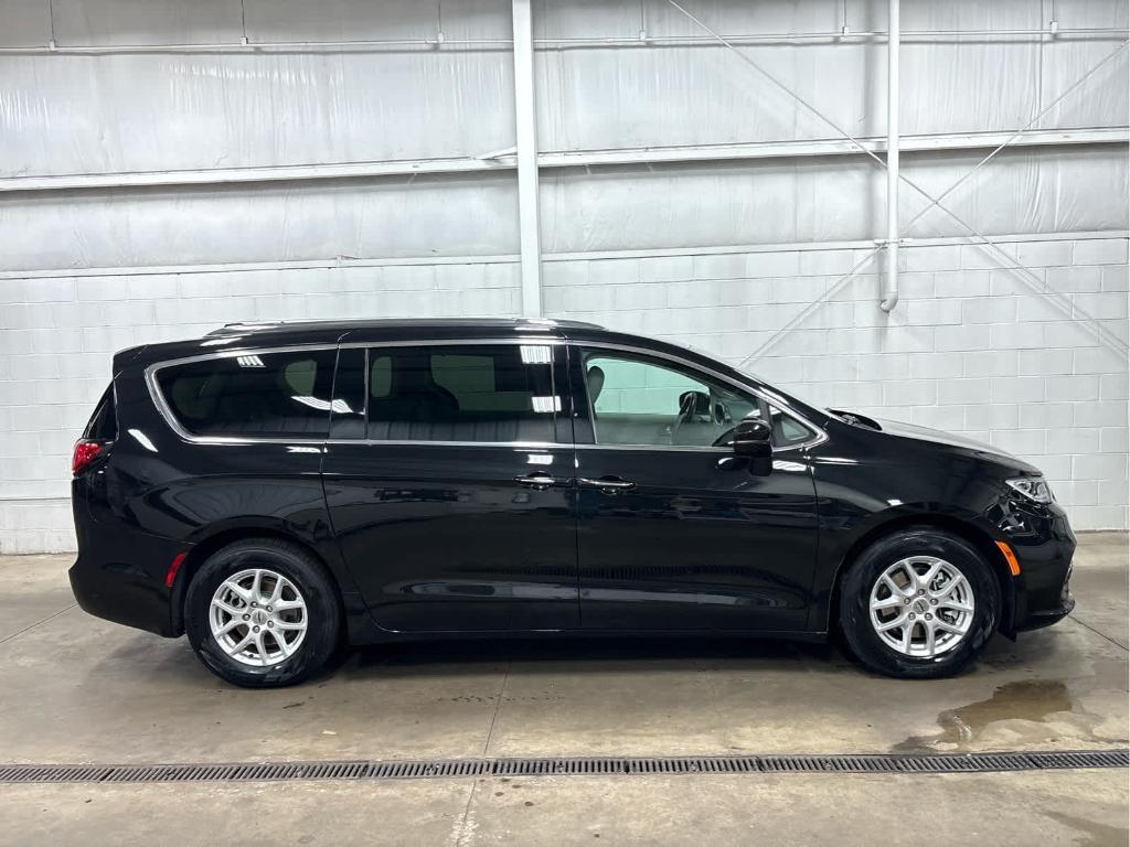 used 2021 Chrysler Pacifica car, priced at $20,050