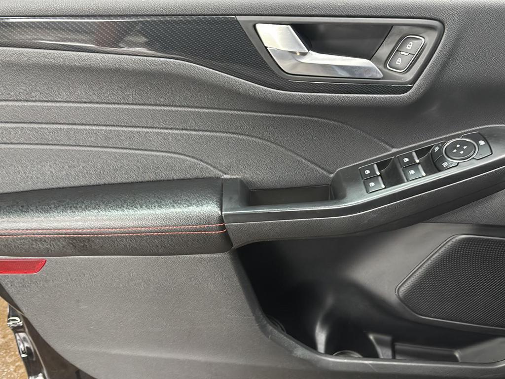 used 2025 Ford Escape car, priced at $25,390