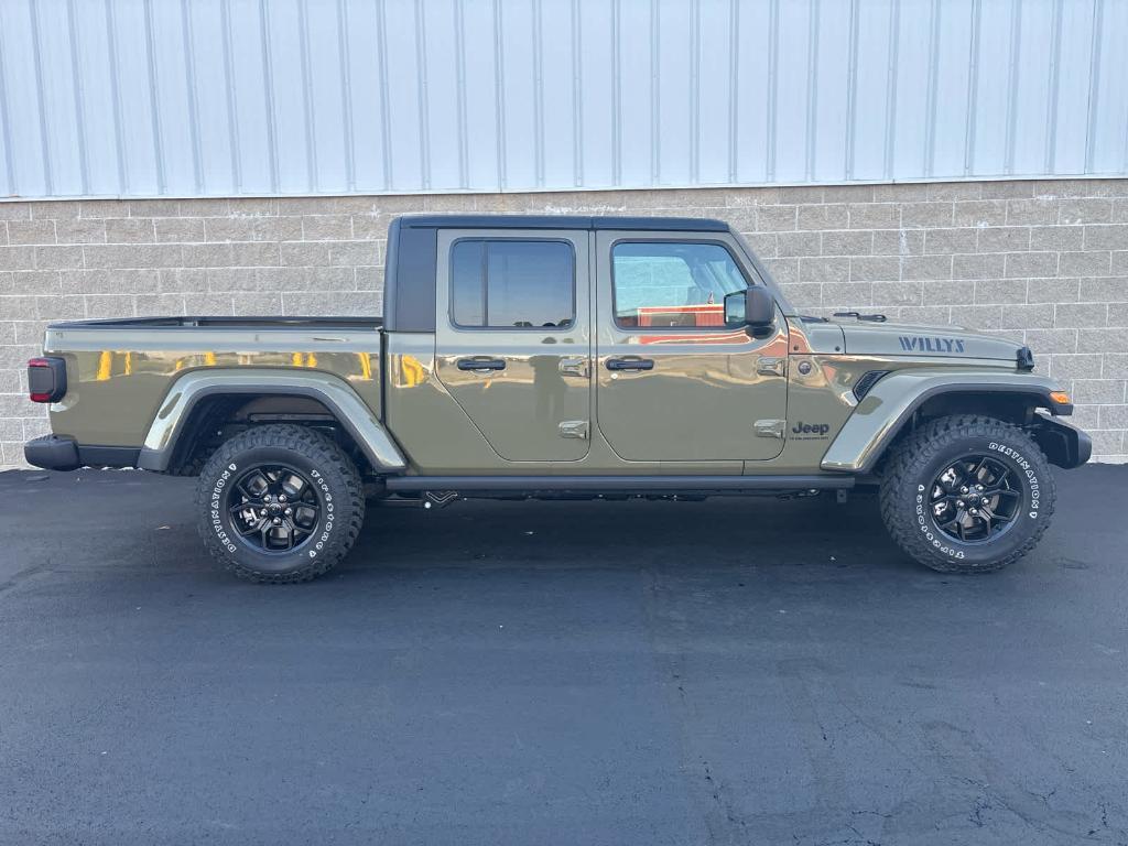 new 2025 Jeep Gladiator car, priced at $46,411