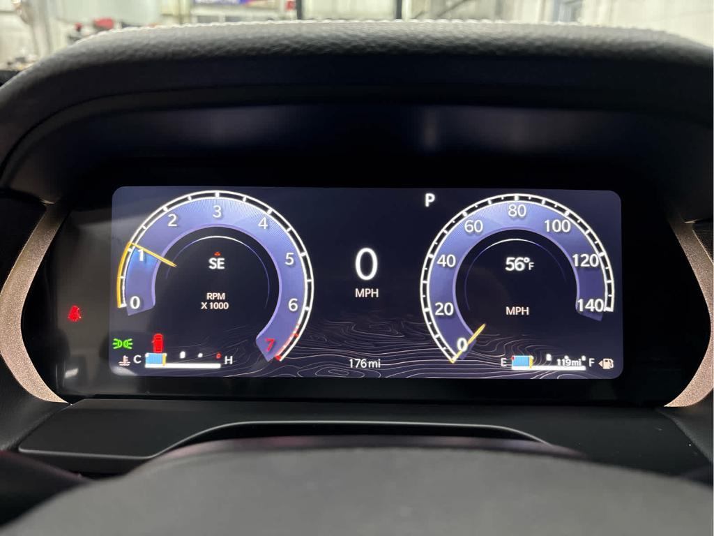 new 2025 Jeep Grand Cherokee car, priced at $45,400