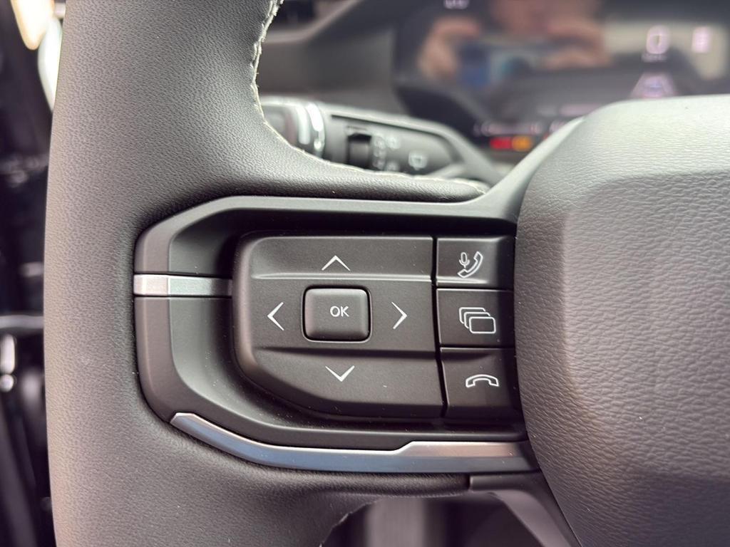 new 2026 Jeep Cherokee car, priced at $41,951