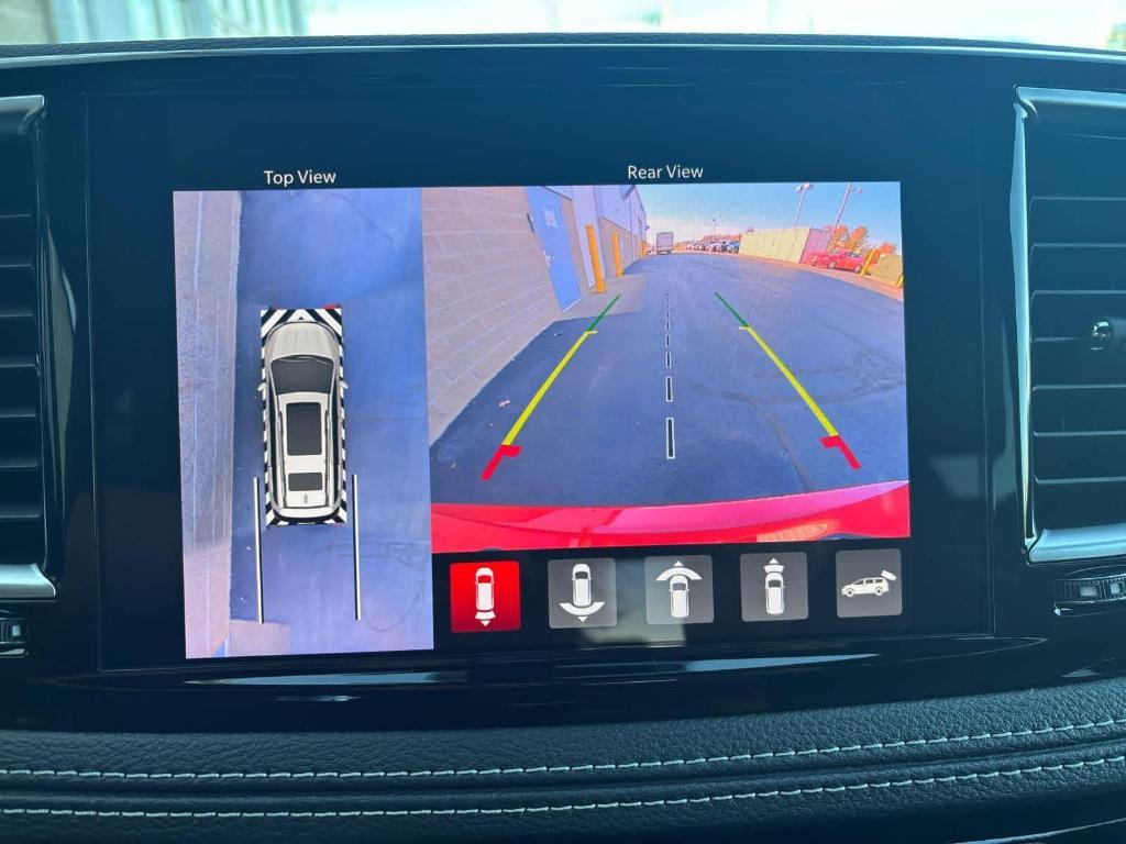 new 2026 Chrysler Pacifica car, priced at $49,159