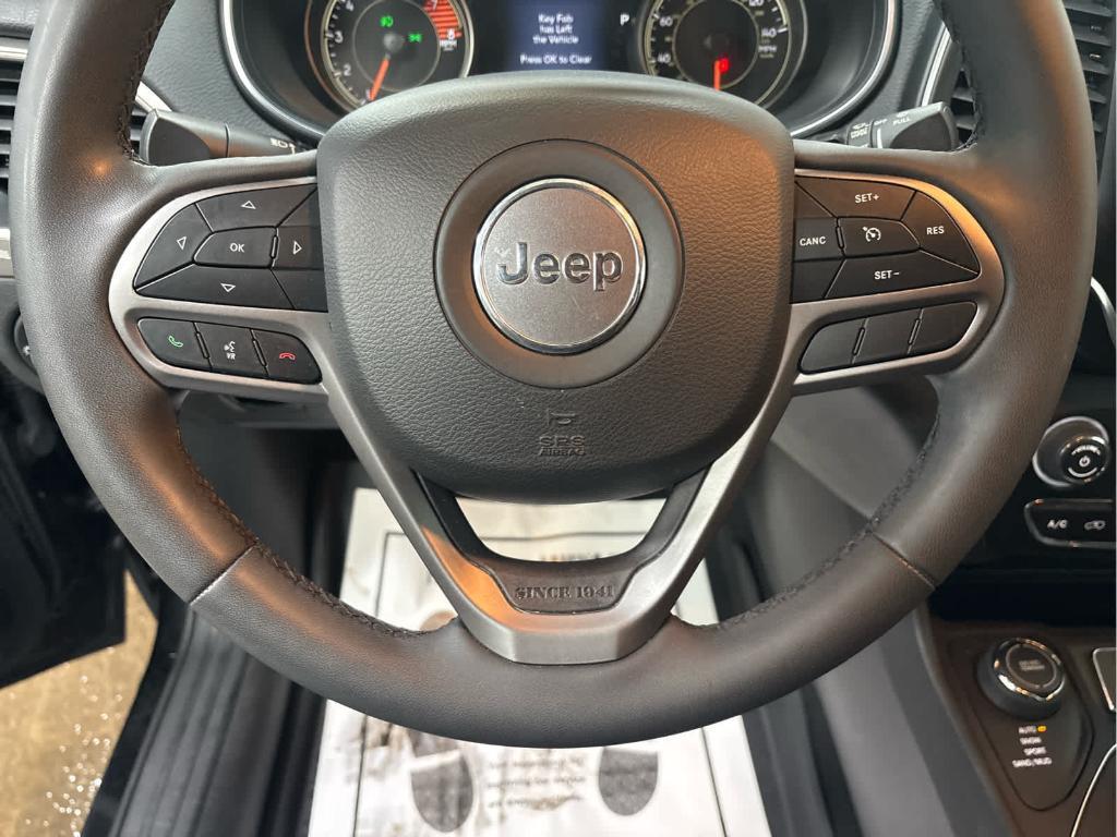 used 2022 Jeep Cherokee car, priced at $17,924