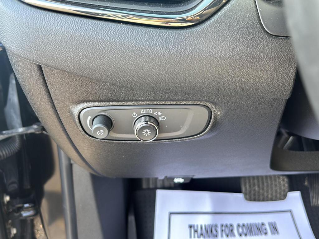 used 2022 Chevrolet Equinox car, priced at $22,990