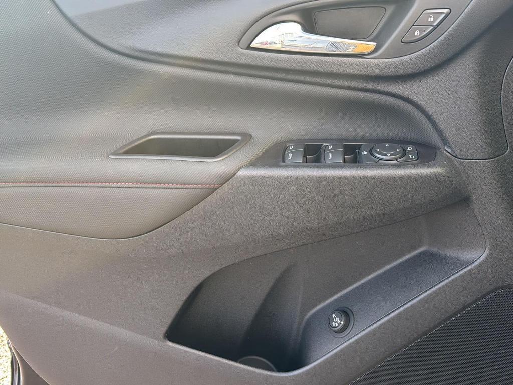 used 2022 Chevrolet Equinox car, priced at $22,990