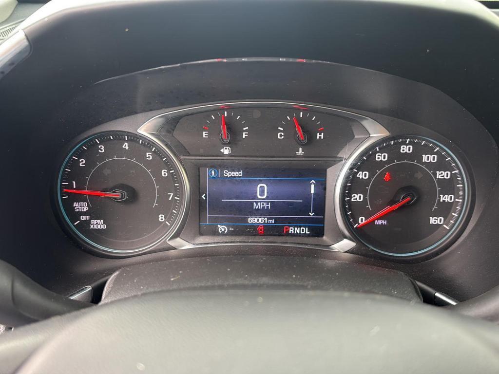 used 2022 Chevrolet Equinox car, priced at $16,990