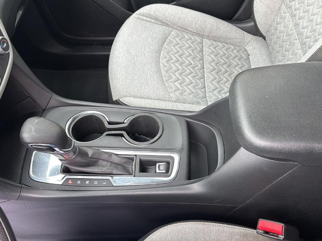 used 2022 Chevrolet Equinox car, priced at $16,990